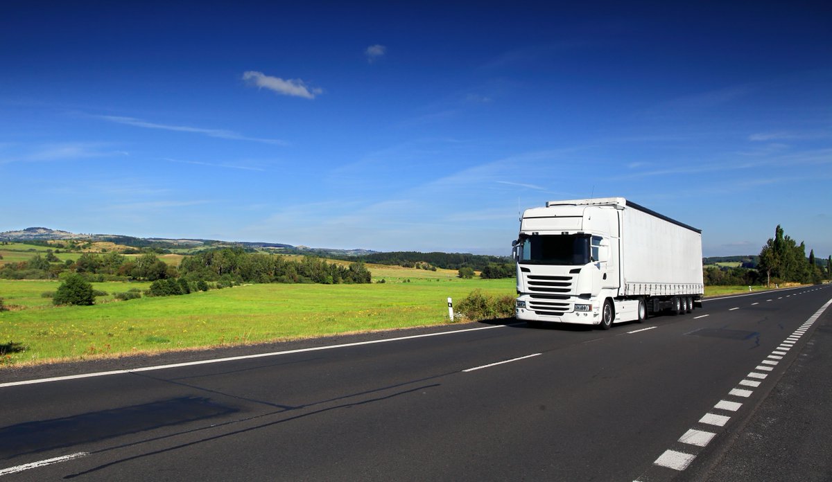 🚨 Les organisations professionnelles de la branche ont formalisé une #attestation spécialisée pour la circulation de l’ensemble du personnel nécessaire au fonctionnement des entreprises du secteur. 📑 🚧 🚛 
#COVID19 #Transport #routier #TRM 
via <a href="/FNTR/">FNTR</a> 
buff.ly/2IQFj6w