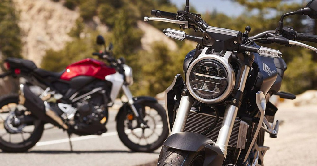 CycleWorldMag's tweet photo. Honda’s 2019 CB300R Looks Right And Is Lighter Than Ever https://t.co/HeywkzCBiY https://t.co/VGUcjtfc9S