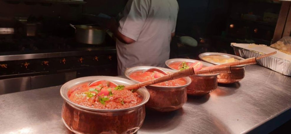 ArneroRest's tweet photo. How about a bit of mid-week curry action?

If you haven't experienced Arnero yet, come down and let us impress you with one of our speciality curries 👌 https://t.co/qdJIkntoOQ