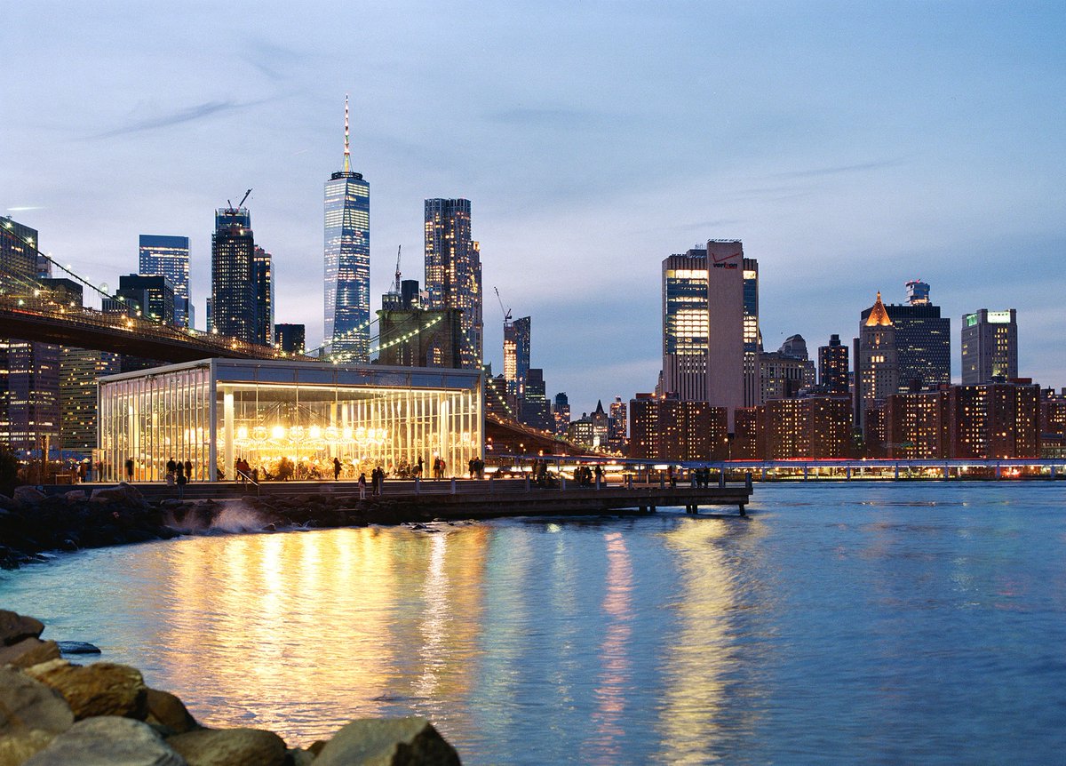 It's lit! The Carousel shining bright like a diamond against the blue sky 💎💎💎