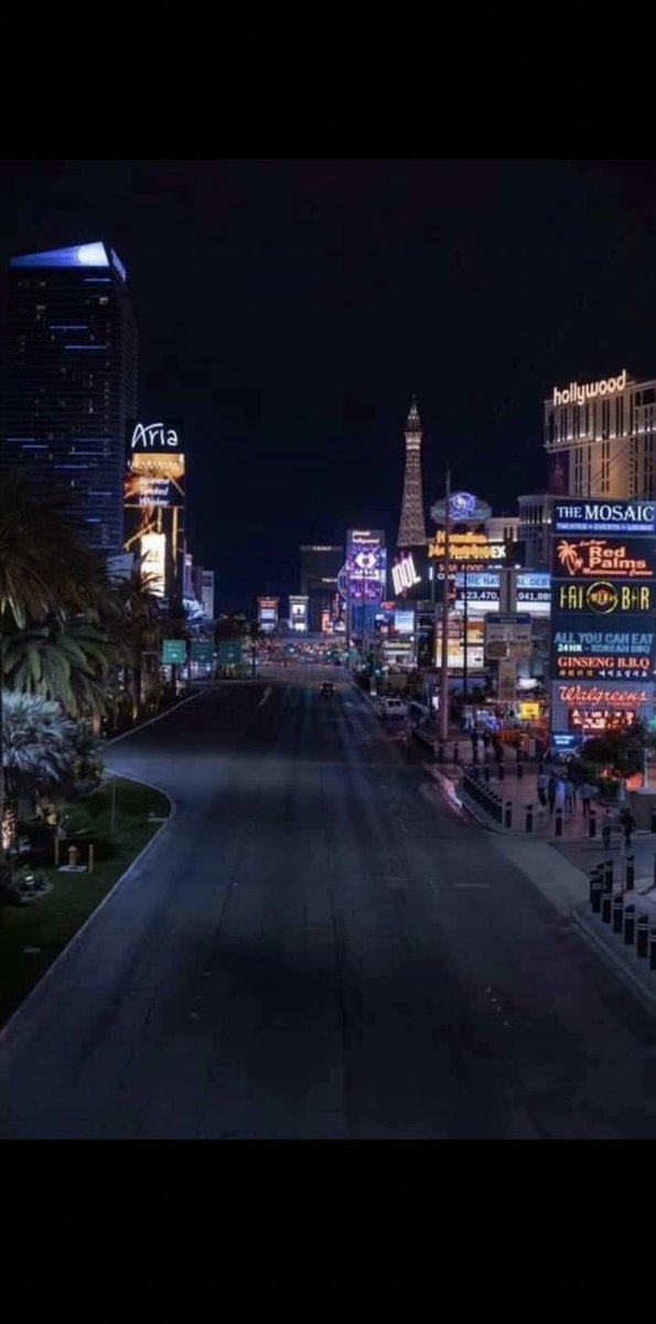 dbates110's tweet photo. The city that never sleeps is sleeping. sad to see 😴 https://t.co/DwtuOgEUKL