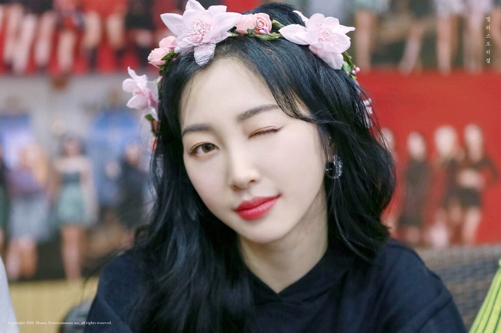 elrisgallery's tweet photo. › fancafe⋮200316﹗
( #유경 ﹢ #엘리스 ) ⋆˚ ༘ https://t.co/rNeJVICA2E