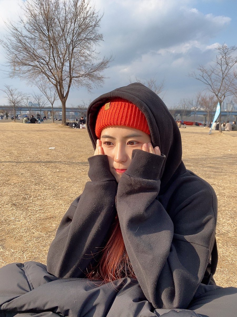 Yu_sojeong's tweet photo. 오랜만에 잘 나온 사진인데
올릴 타이밍을 놓쳐.... https://t.co/WgGlPhMcpy