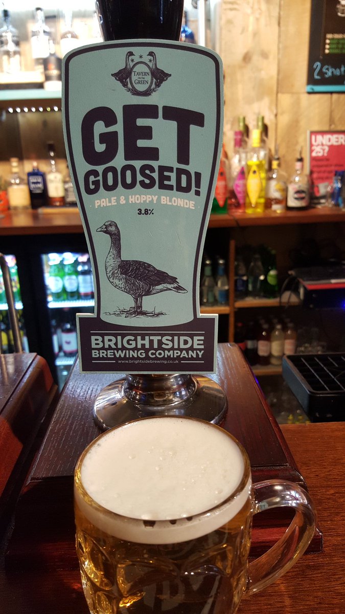 More responsible social distancing. Pubs are quiet today. <a href="/totgreenalty/">Tavern On The Green</a> 
Good beer. Pubs need your trade. #UseThemOrLoseThem