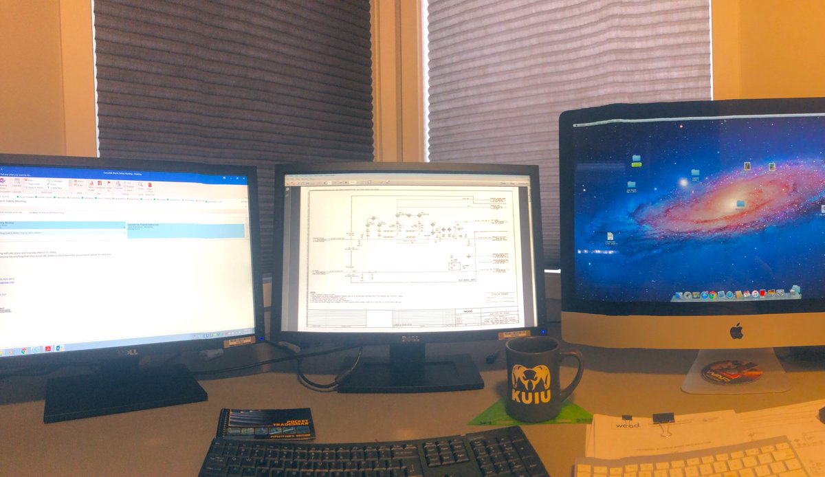 Possiblycolby's tweet photo. Well... I always wanted a corner office. Didn’t think it would be in our own house 🤷🏻‍♂️ https://t.co/KRmDHFKKmR