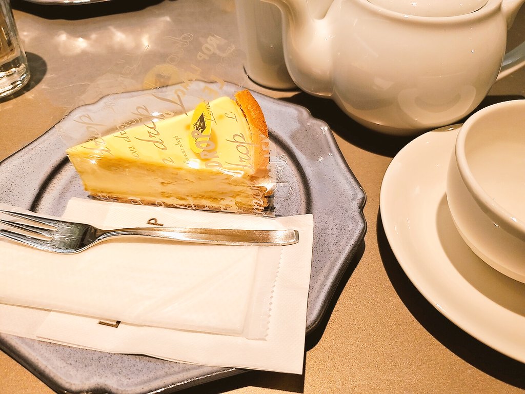にゃんこ レモンドロップ 本店さんでチーズケーキを 母が好きだったケーキ屋さん レモンドロップ本店 レモンドロップ 吉祥寺カフェ 吉祥寺