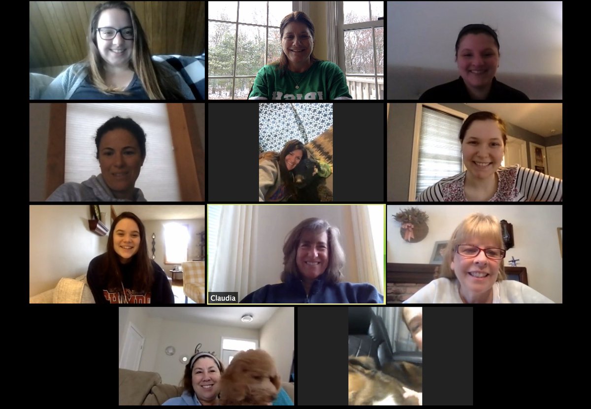 This is how you collaborate with your colleagues when you are #SocialDistancing #firstgraderocks <a href="/WarrenSchool/">Warren Elementary</a> <a href="/ClockerAP/">Kate Altman</a>