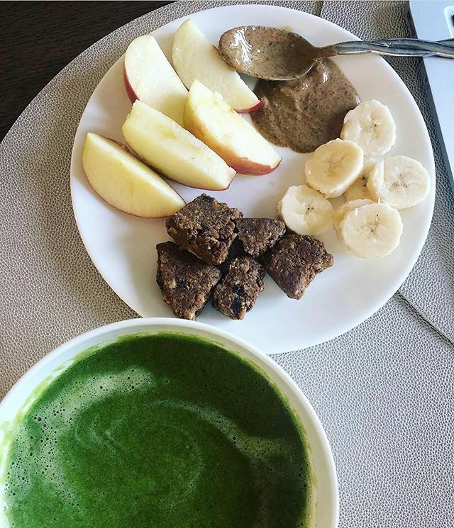 Happy Saint Patrick’s Day to you!! Here’s to simple and healthy breakfasts, and to your health and wellness🍀🍀. 📸: <a href="/allgoodeats/">allgoodeats</a> ift.tt/39TR5ZI
