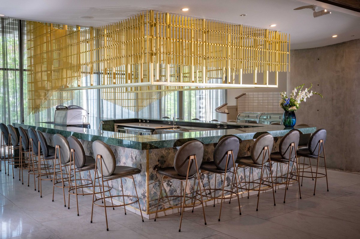 The Leonardo tweet media