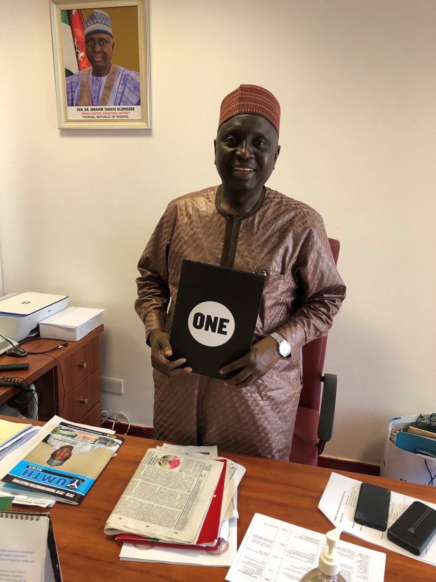 ONEinNigeria's tweet photo. The @ONECampaign team in Nigeria met with the Chair, Senate Committee on Health, Senator Ibrahim Oloriegbe. Our conversation focused on #Huwe. Building our primary healthcare system is imperative to protecting Nigeria from pandemics like COVID-19. #HuweMustWork #MakeNaijaStronger https://t.co/pgfOsbZIhJ