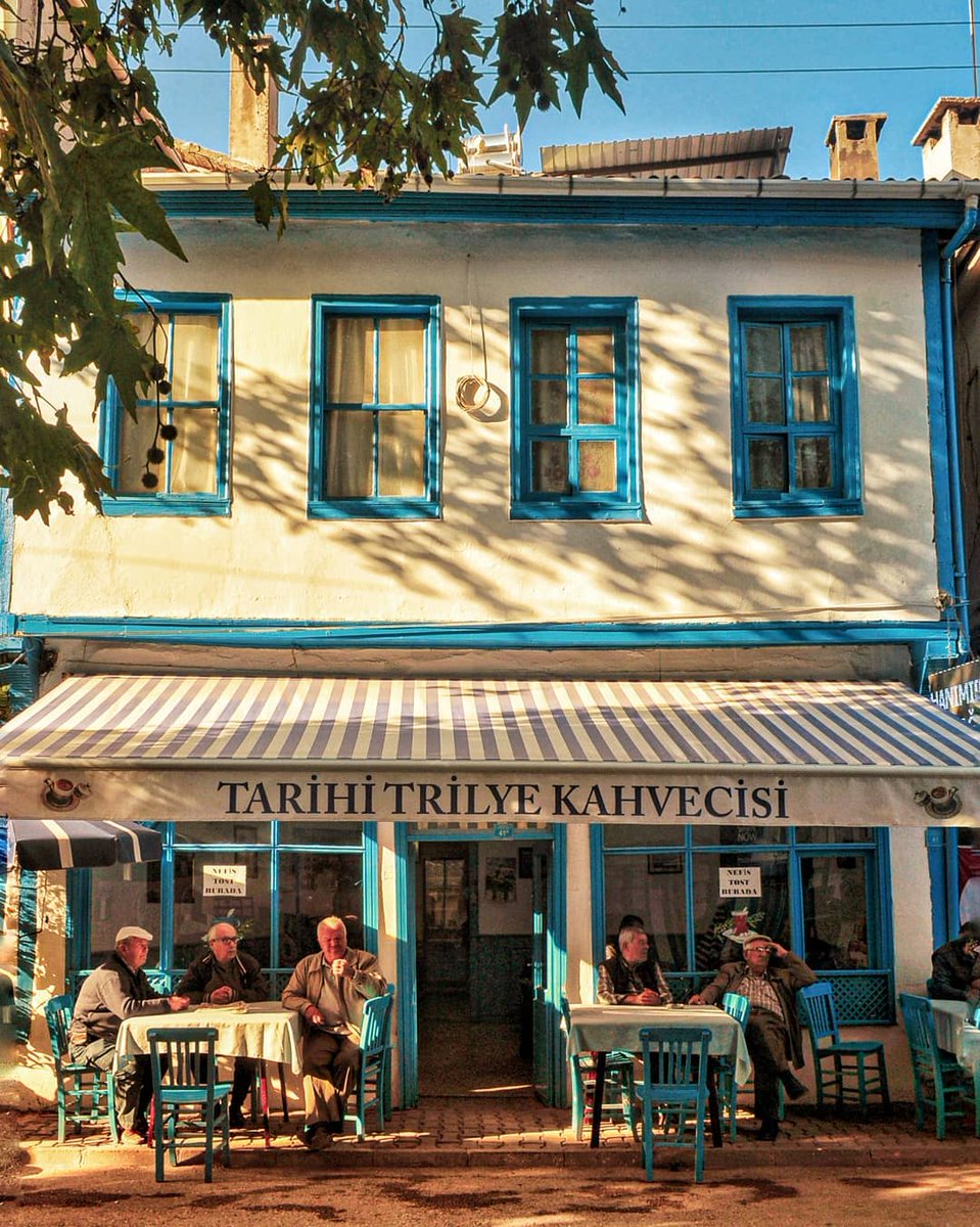 neredekal's tweet photo. ☕Bazen bir köy kahvesi, seni o şehri keşfetmek için yola çıkman için yeterli…
📍 #ke��ifönerisi: Trilye, Bursa.
📷@cglrsrkc
#neredekal #öncetürkiyeyikeşfet #öncetürkiyeyikeşfetbursa #Bursa #Trilye https://t.co/2PZ0xrR0Ys