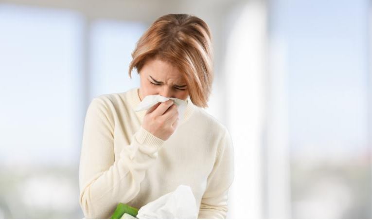 Help je mee? Om een beter beeld te krijgen van de verspreiding van het #coronavirus, starten we een onderzoek. Ook als je geen klachten hebt, kan je meedoen! Wekelijks meld je per mail klachten als hoesten, niezen of koorts. Meld je aan op infectieradar.nl  🤧
#covid19