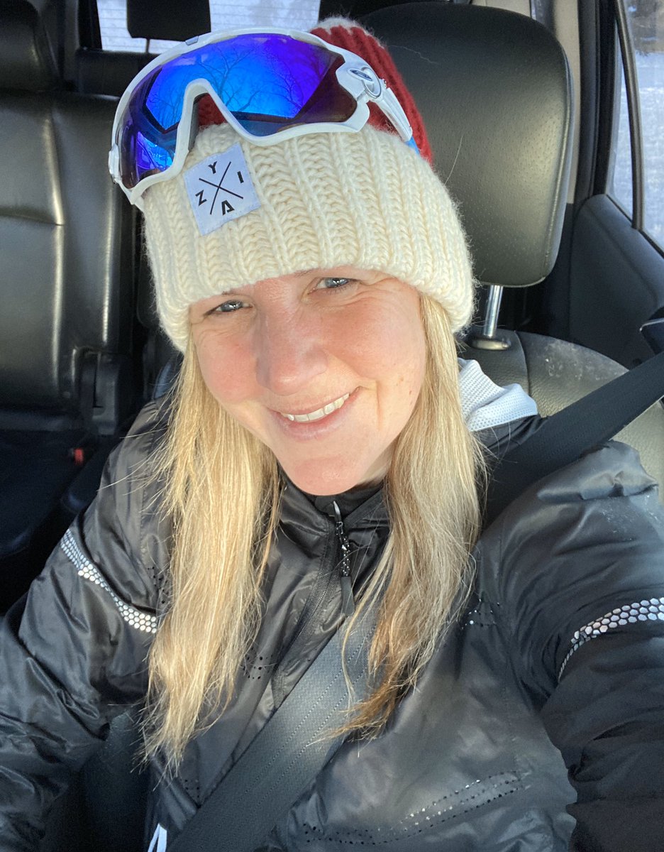 keeprunningkris's tweet photo. Got it done! The frozen deserted pathway just might be the safest and healthiest place to be! #gratefultorun #run #runhappy #runstreak #day108 #runyyc #yyc #zyiarep #zyiaactive #selfcare #happyplace #keepmoving #stayactive https://t.co/rllvGM5hBy