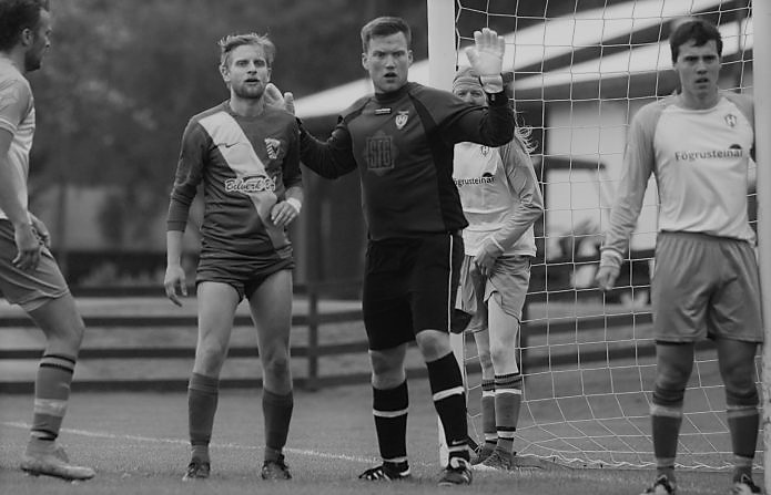 Bjarni Rúnarsson of <a href="/Hrunamenn/">Hrunamenn</a> in season 2017 lower league game vs. <a href="/arborgfc/">Árborg FC</a> . #Iceland #Goalkeeper #Goalkeepers #Football #Soccer #History 📷sunnlenska.is/GuðmundurKarl