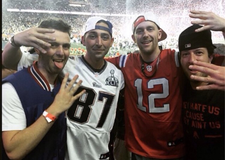 stoolsalesguy's tweet photo. If they ever tell my story, let them say I walked with giants. Men rise and fall like winter wheat, but his name will never die. Let them say, I lived in the time of Brady. Thank you @TomBrady https://t.co/mHPy9lxYk4