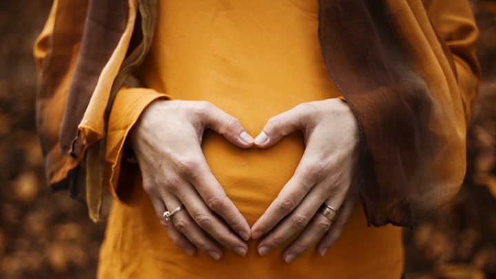 Cómo prevenir el estrés durante el embarazo: ow.ly/OJMI50yN93y #estrés #embarazo