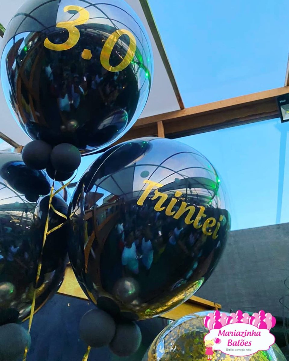 MariazinhaBale1's tweet photo. Combinação perfeita do preto com dourado! Tudo para o trintou do @wallcostacosta 🎈
#bubblepersonalizado #ballons #black #gold #dolar #mariazinhabaloes #gashelio #trintou https://t.co/EBQetIgvJR