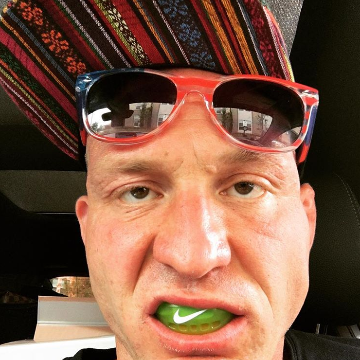 Did someone got that Truck's license? I mean, sheesh.