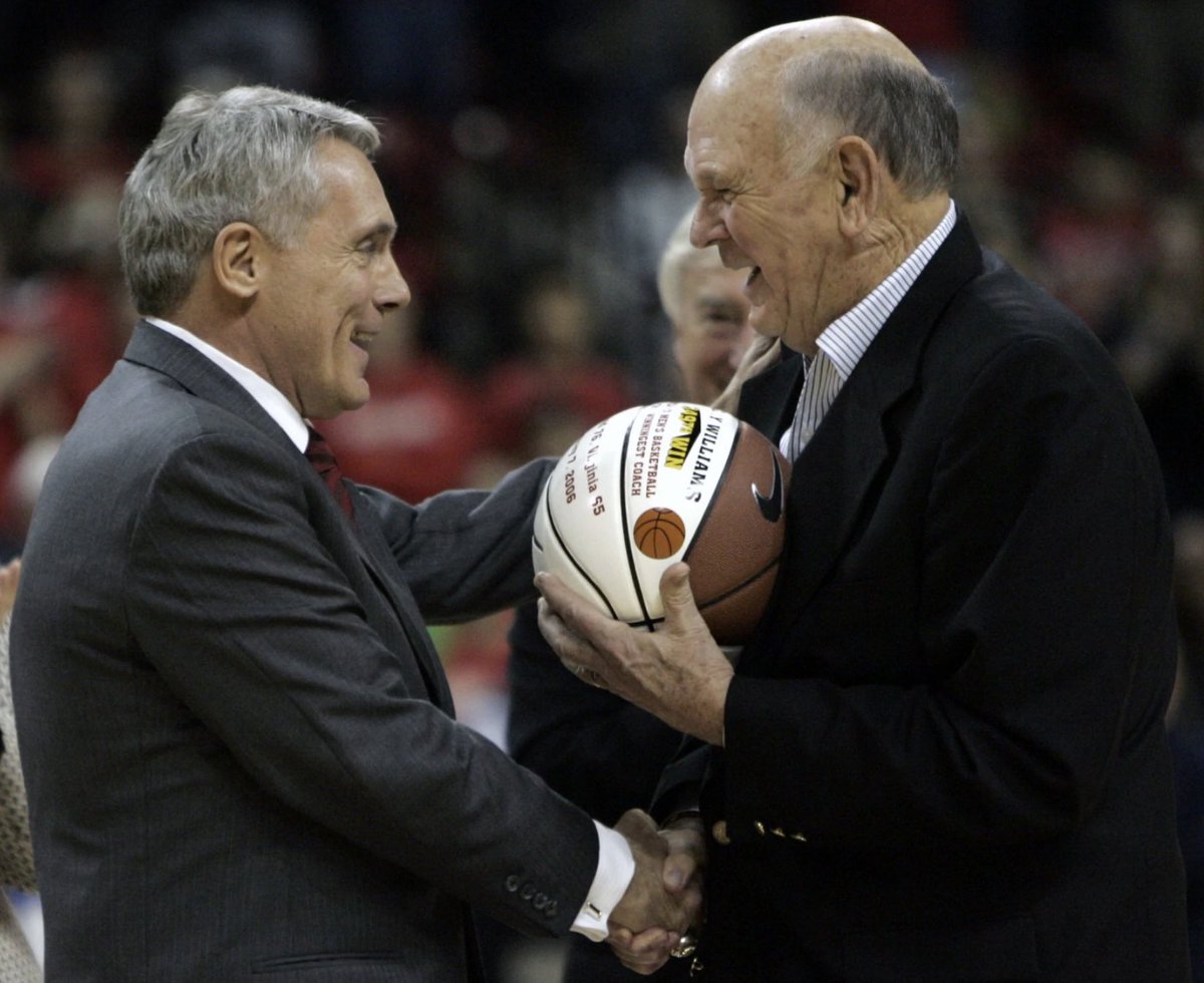 TerrapinHoops's tweet photo. On this day in 2001...

Gary and Lefty face off in the NCAA Tournament. A 19-point Terps win over Georgia State. 

The two Terp 🐐 https://t.co/JVoER9j4YA