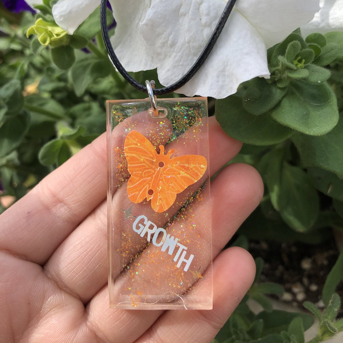 “We all grow at different rates and that’s ok!” 🧡✨ 
#resin #resinart #handmade #smallbusiness