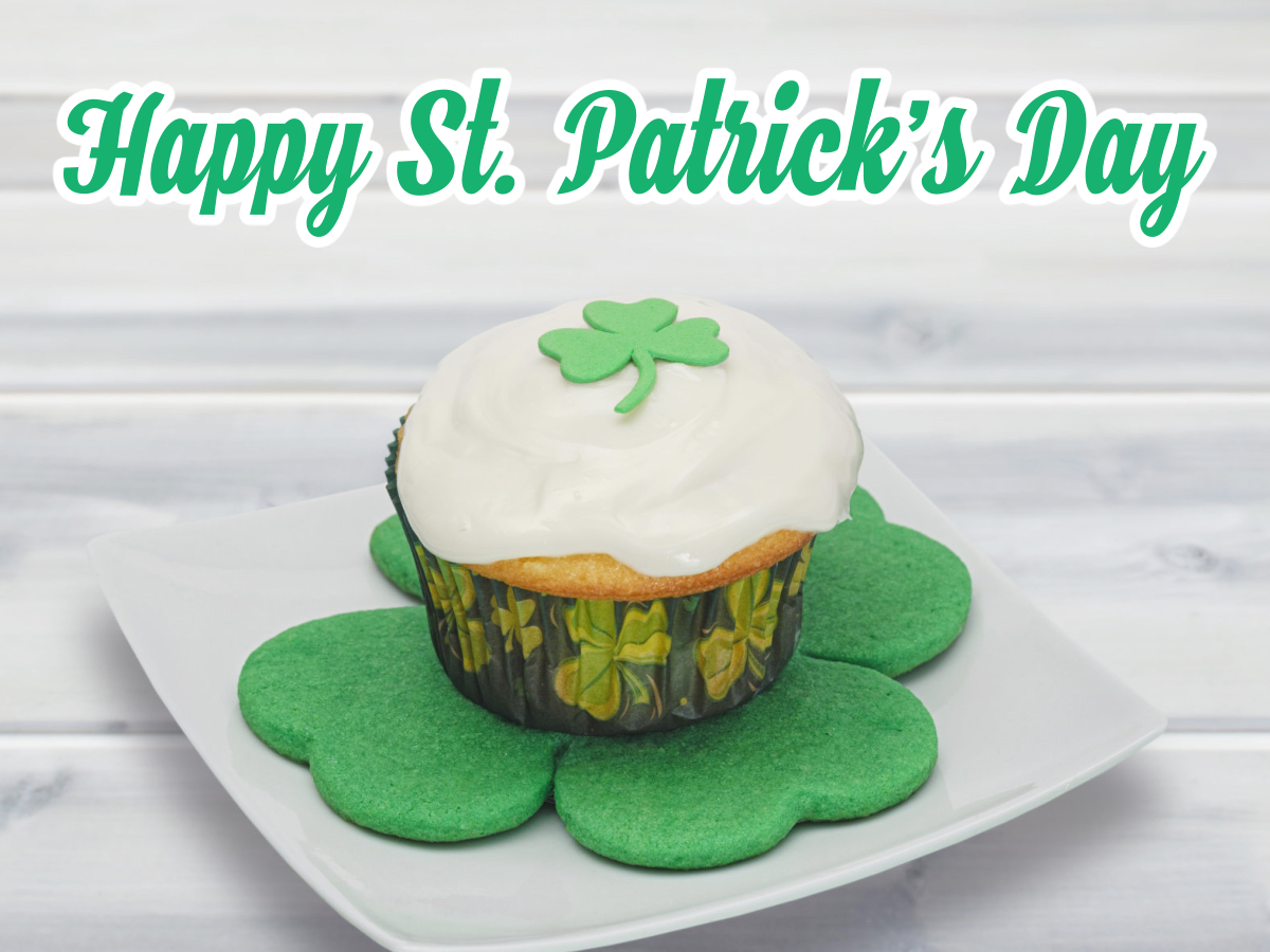 dbrowning92's tweet photo. Happy St. Patrick's Day! May the luck of the Irish find you. #potofgold https://t.co/ZzthDbiLDk