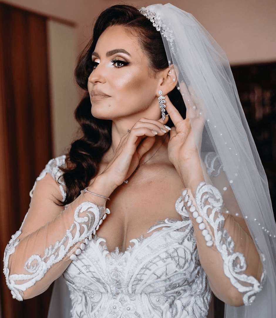 crazyforus's tweet photo. Find Bridal Makeup Inspiration in The Best MUAs; #BridalMakeup #MUAs #MakeupArtist #MakeupLovers #WeddingMakeup #BridalLook https://t.co/wECpTY5Ewe https://t.co/S9Icv7agvk