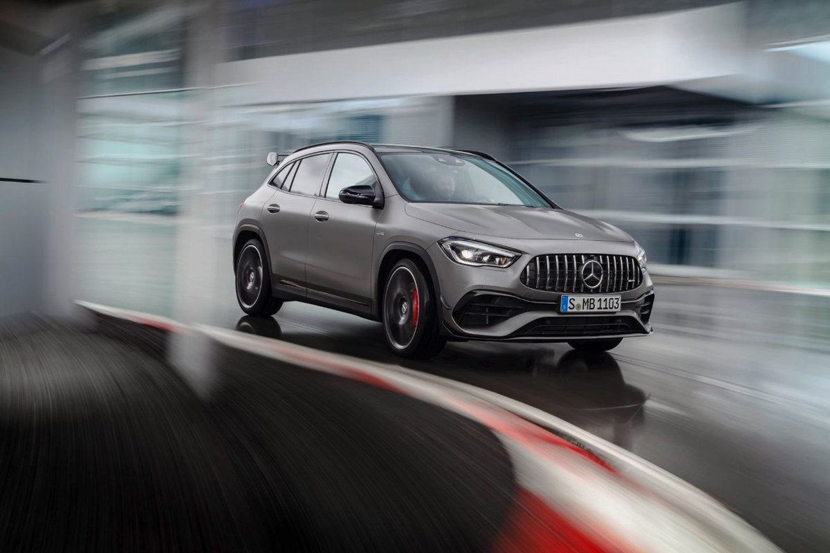 VMB59368634's tweet photo. Coming soon... Mercedes-AMG GLA 45 4MATIC+ &amp; GLA 45 S
💨0-62mph in just 4.4 seconds 
🏎The most powerful compact crossover on the market with up to 416bhp!
💺AMG Sports bucket seats

To find out more and to register your interest click the link below!

https://t.co/fQZMXciFZn https://t.co/xCZWE3oBlV