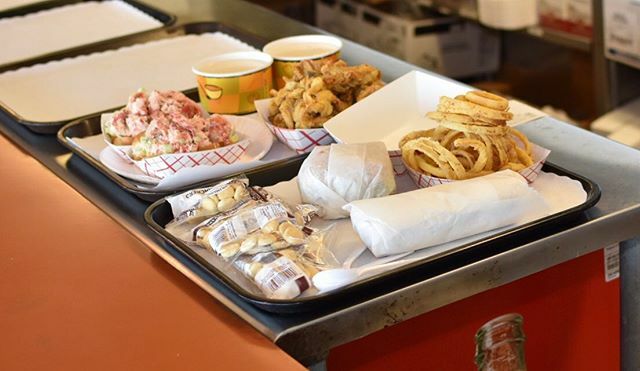 Quincy Clam Box tweet media