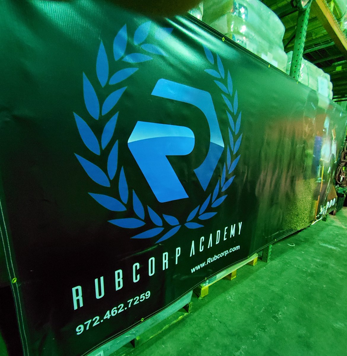 Brian__Field's tweet image. Is it alright to act like a proud father when it comes to your amazing team?...just asking for a friend 😬😎
#rubcorp #trainingacademy #teamworkmakesthedreamwork