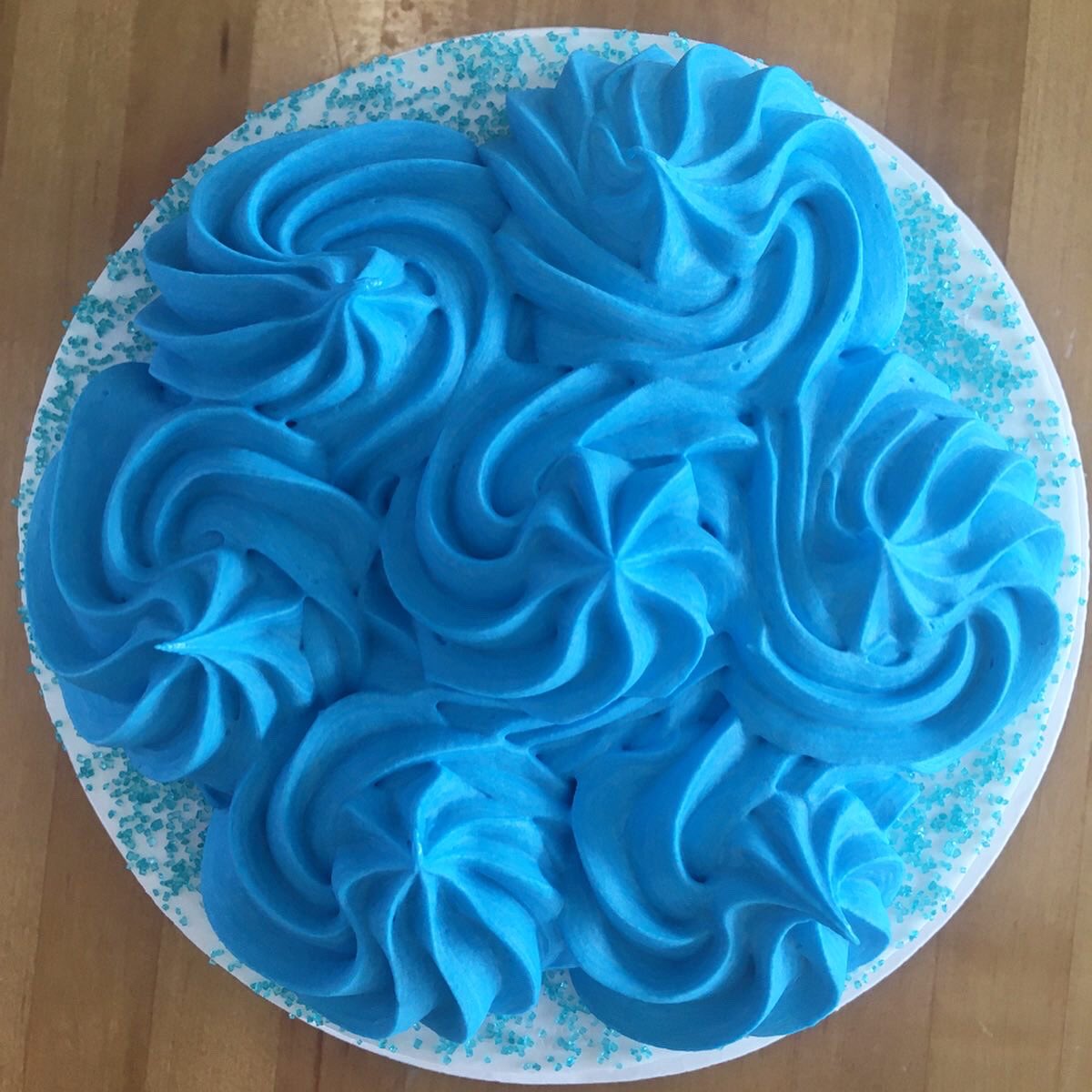 GreatLakesIC's tweet photo. The Moon Cake - our seasonal ice cream cake is made with homemade Blue Moon ice cream sitting atop a white cake base and covered in vanilla frosting. $20 for a 6” and $35 for a 9”. Available now in Midland and April 1st in Shields 😲. - Andrew. #icecream #puremichigan https://t.co/LE4HcUnjqF