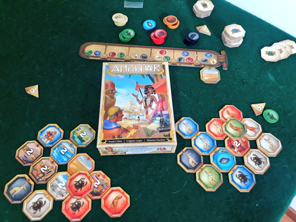 culturatrix's tweet photo. #Ankhor para pasar el rato! Un Splendor vitaminado con colocación de losetas! Especial para jugar a dos, partidas de 20 min. Hermoso por donde se lo mire! Lo podés comprar en @365games este en particular regalazo de @TiradadeRiesgo https://t.co/1c6sWSmL6k