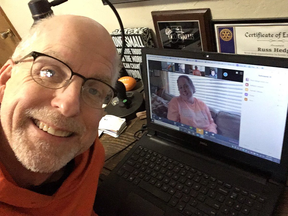 Team meeting this morning! 

During this time we’re here to help at #ServproOfBentonCounty and #ServproOfLinnCounty . We are being respectful and limiting contact to only what’s necessary. Call us today if you need help cleaning or need a zoom meeting today! #RussSelfie