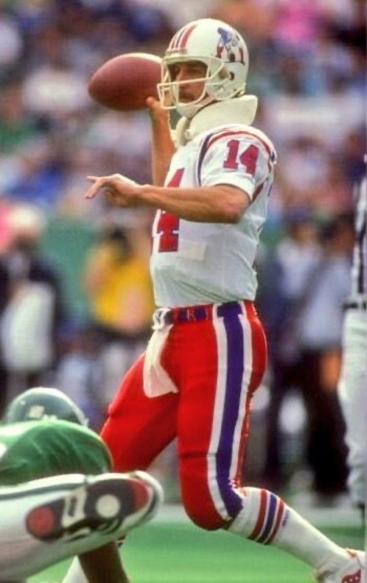 Bill Simmons on Twitter: "Before 12, the best Patriots QBs ever were Drew  Bledsoe and Steve Grogan. The photo below of The Grog was the defining Pats  photo of the pre-Brady era.