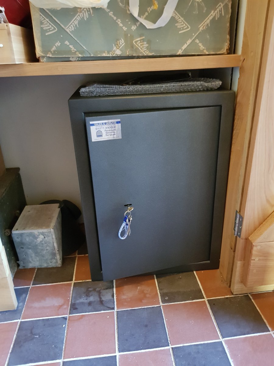 Peninsulasafe's tweet image. Finally a sunny day in Devon on Monday, perfect for a supply and bolt down of Guardian S2 size 4 safe in a beautiful Devon church. Any locksmith, safe or access control work in the Southwest give us a call.
#locksmith 
#Safecracker 
#securitysafe
#subcontractor