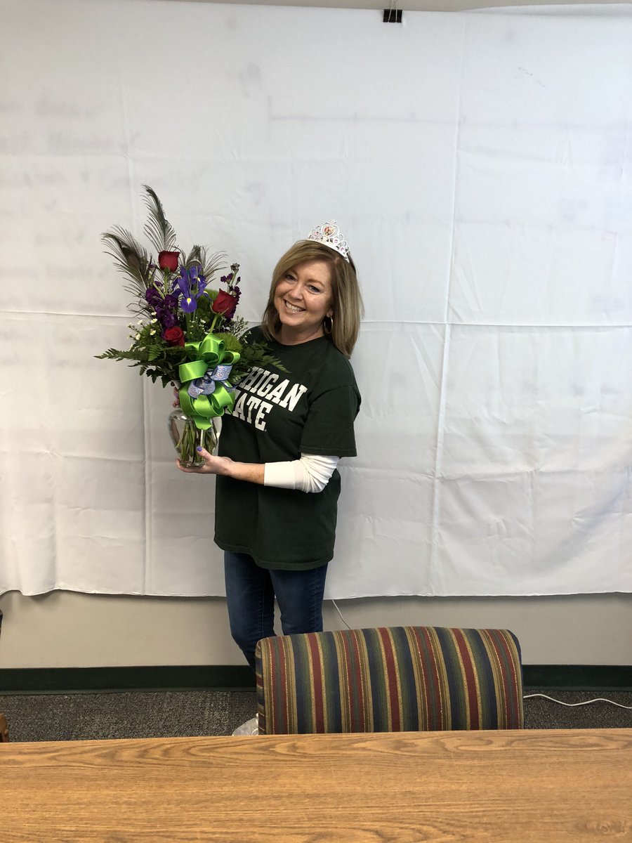 SES__Principal's tweet photo. Teachers at SES have elected M. Laurie as TOY for the 20-21 school year.  She is a third teacher. We know she will represent us well. https://t.co/5ZNJuHI6fA