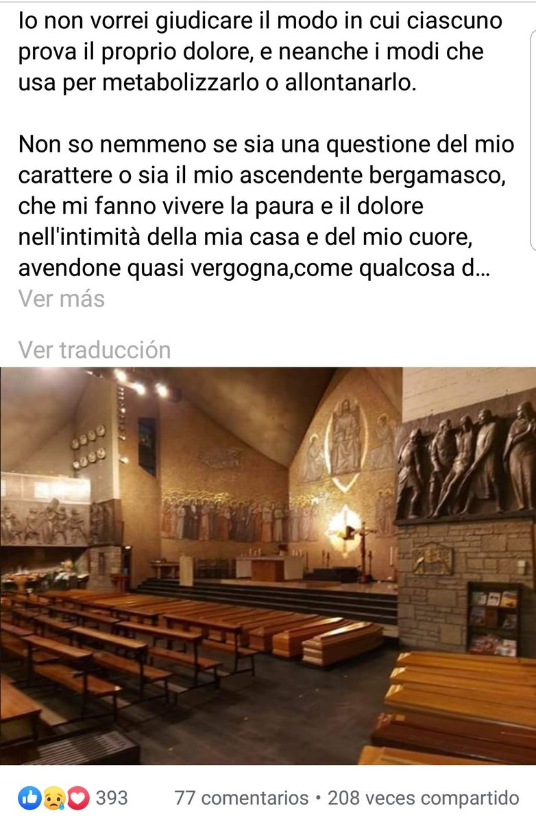 #quedatenacasa meu. En Bergamo, norte de Italia, xa se frenaron en seco as festas nos balcóns. Fíxate na foto.