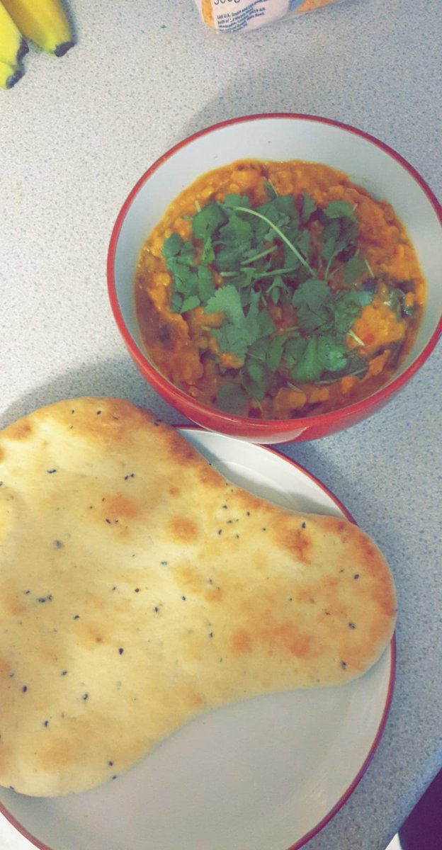 This evening our GoodGym runners didn't run in a group🏃‍♂️🏃‍♀️🚫 🙂 Instead they implemented self care strategies. Nathan read a book 📚 Megan made lentil curry 🍛 Ben relaxed listening to music 🎼🧘‍♂️ &amp; Lucy had a bath🛀 #Selfcare is so important for mental health during these times🥰