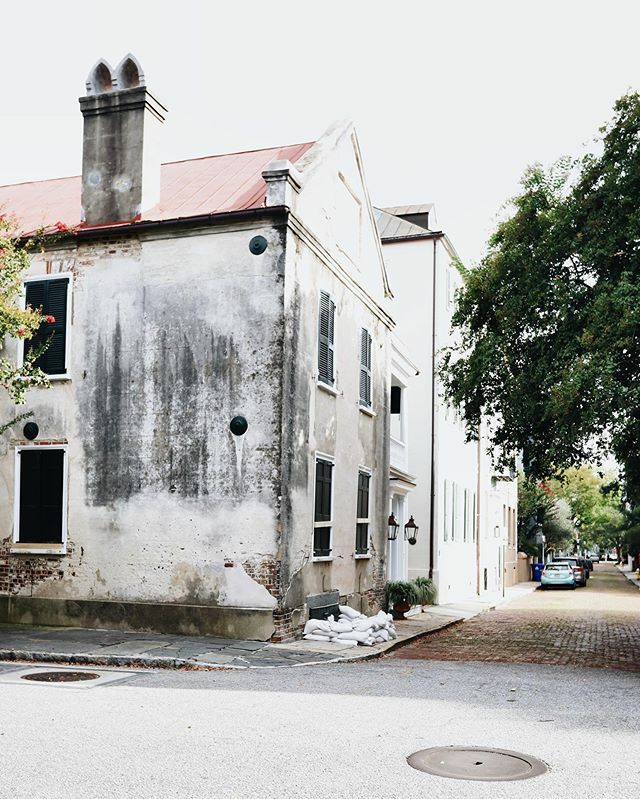 Thankful to be in this city during hard times such as this. It’s amazing to watch a community come together and support one another. 
Shop local, buy gift cards to your favorite restaurants to enjoy later or go pick up curbside delivery from one of the many offering! Charleston