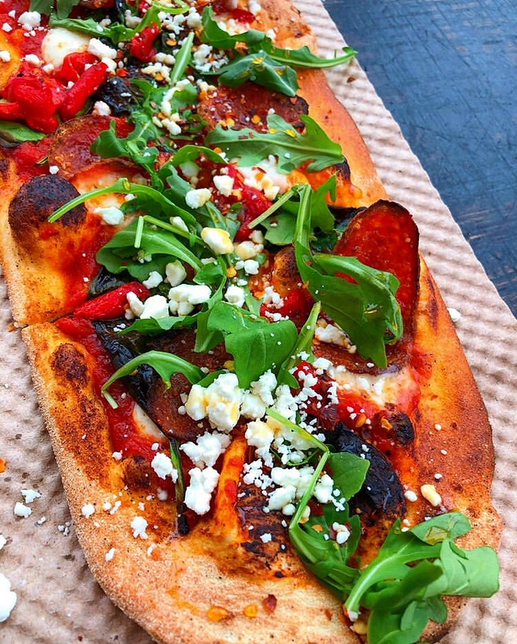 Enjoy your fav dining spot and support local business from the comfort and safety of home! 🍝🍔🌮

Roundup of delivery &amp; pick-up options➡️ bit.ly/FlatironFoodie

📸: <a href="/andpizza/">&pizza</a> by <a href="/christi49455854/">doingitforthefood</a>