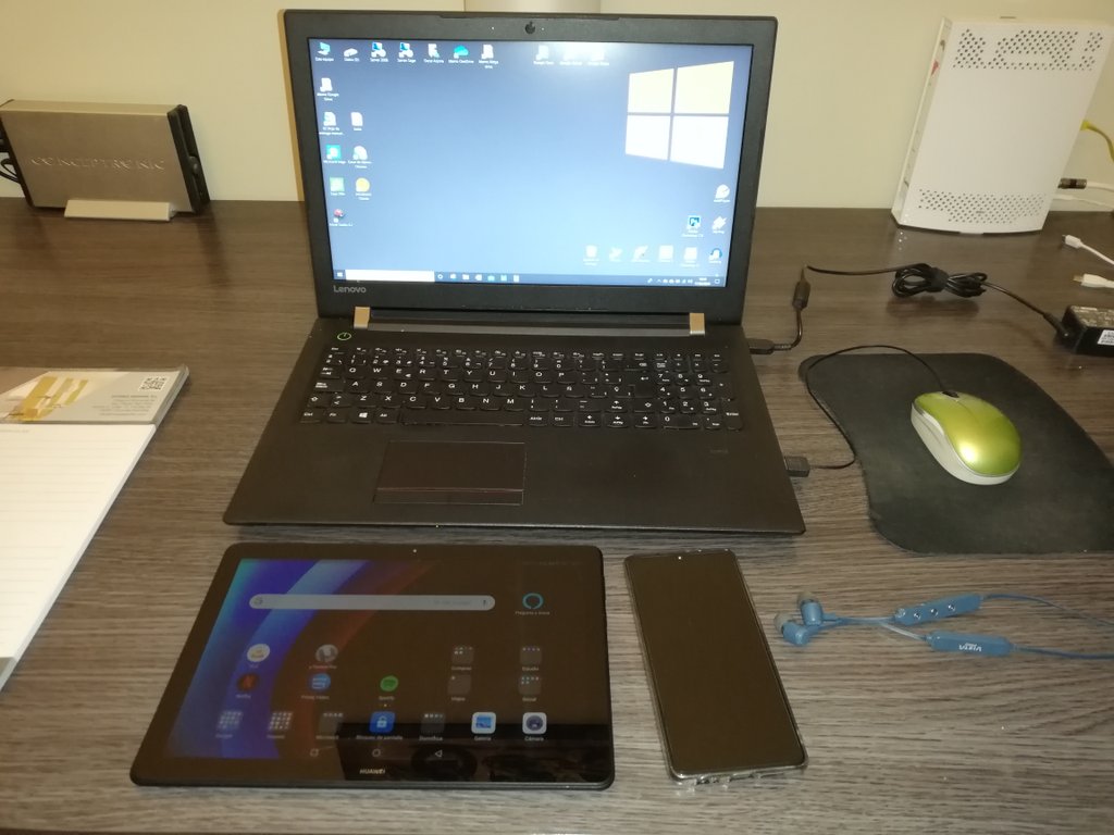 oscardeidemo's tweet photo. Teletrabajo preparado... https://t.co/20hNYCCFzu