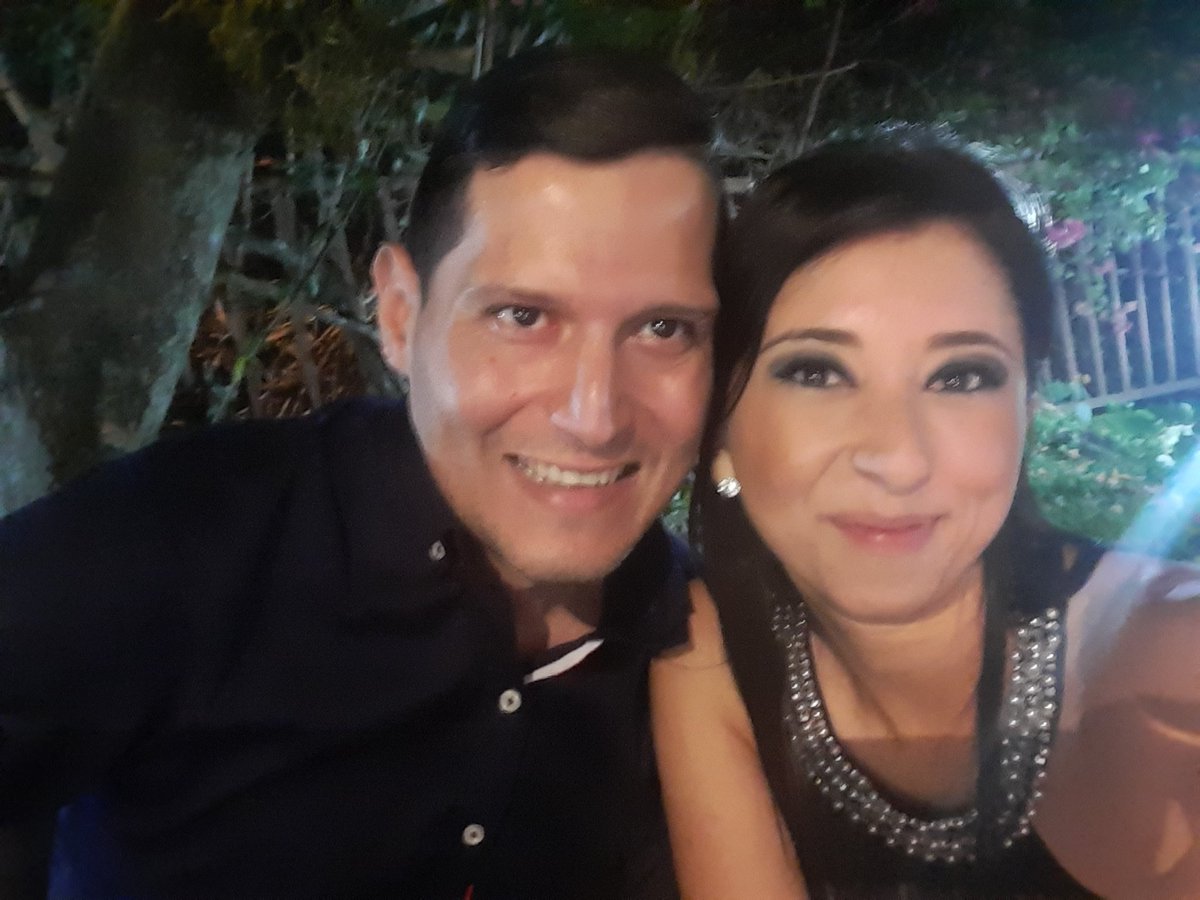 AleleGonzalez's tweet photo. Y no podía faltar.... felices 11 años de novios mi amor lindo, te amooo con todo mi ♥️ @shambawamba #NoviosEternos #MiAmor #Juntos #LoveU https://t.co/IZOmb8va8f