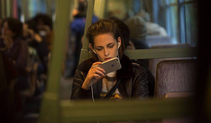 13. Personal Shopper (Olivier Assayas,2016)Kristen Stewart dominated this supernatural drama that mixes fashion, seances, grief,and tons of suspense in one mindboggling film. Assayas’ directing is sleek and it captures the film’s atmosphere without these elements clashing.4/5