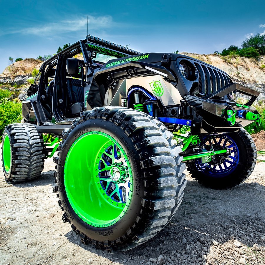 dubmagazine's tweet image. ☘️#maximumaltitude 2018 #Jeep #Wrangler #JL on 26x18 @americanforcewheels / #intercotires 📷: #l3vlupimages