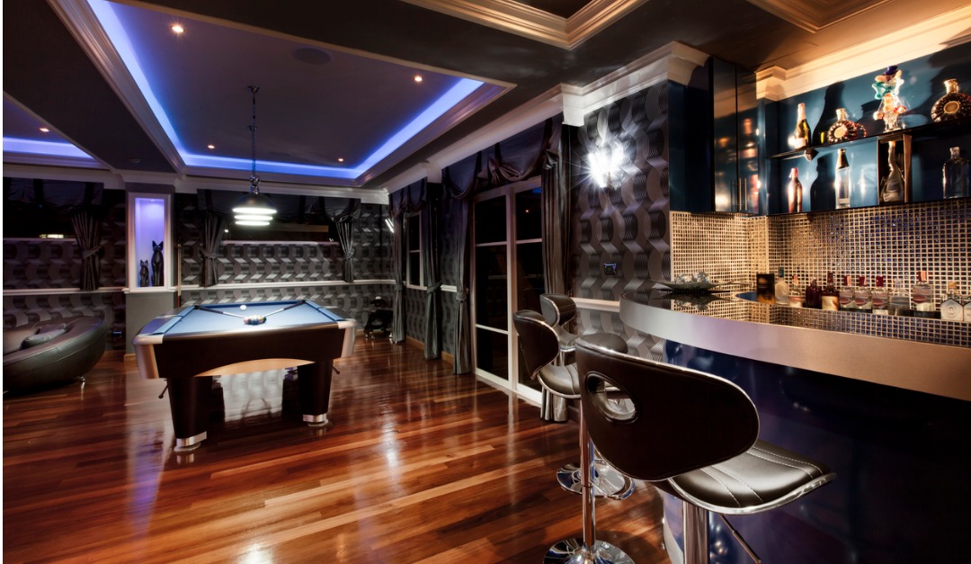 ThoLe's tweet photo. How to Design the Perfect Game Room https://t.co/6sDxlMqvf5 https://t.co/e10GyyBMoQ