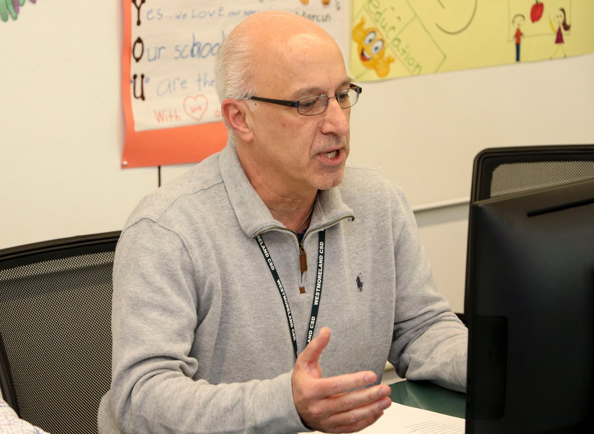WestmorelandCSD's tweet photo. Just because our school buildings are closed, doesn't mean the learning has stopped! District administration has been holding virtual staff meetings with teachers, who are actively engaged with students via virtual learning. #Westmo #Bulldogs @WestmoUpperElem @westmoelem https://t.co/GvgY8xKbAb
