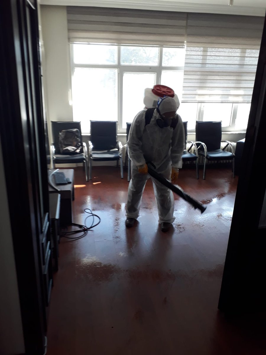 kogace41's tweet photo. Meslektaşlarımız için hassas, bir okadar da yoğun geçen şu günlerde yönetim kurulu olarak 16 Ocak İzmit Medya Evimizi dezenfekte ettik.
İlgilerinden dolayı @kocaelibld ekiplerine teşekkür ediyoruz.
#coronawirus #KOGACE #KocaeliGazetecilerCemiyeti https://t.co/T3PnIaj0uJ