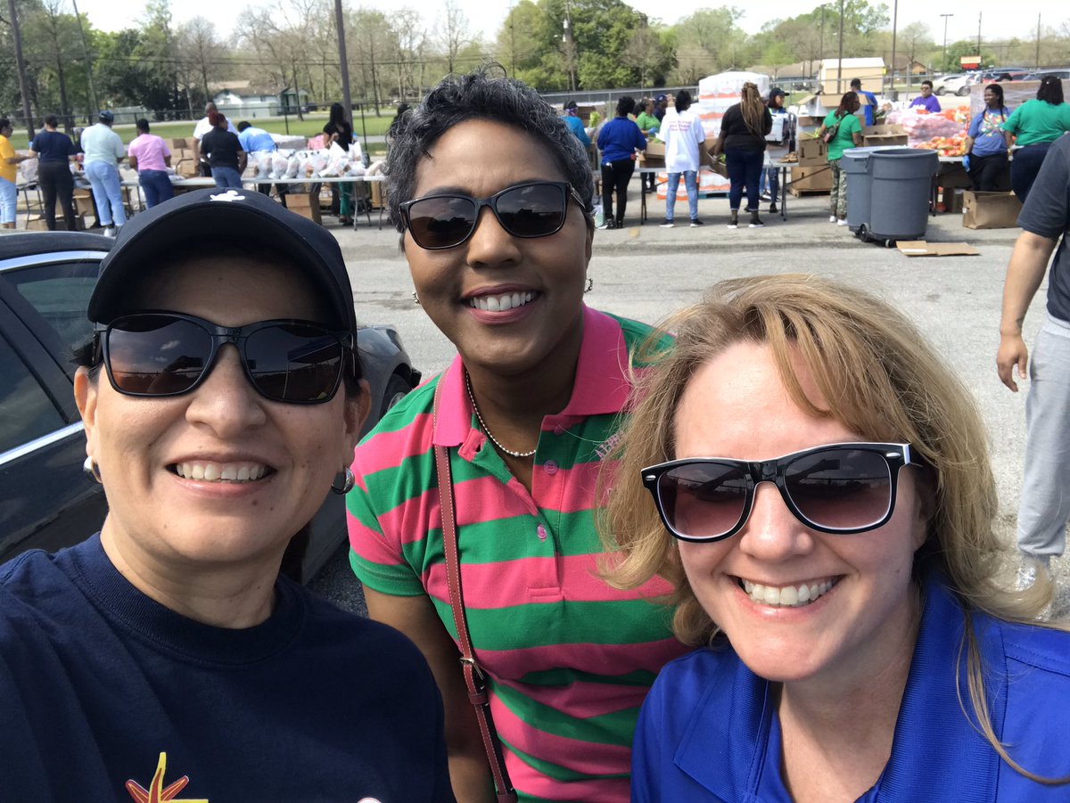 Julia Dimmitt tweet media