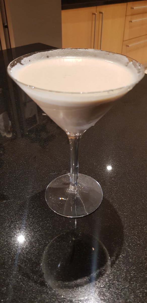 DrKate_King's tweet photo. Finished product.
#espressomartini
#lotsofmess
#nowtidyupthemess https://t.co/tIIzI8JP3K