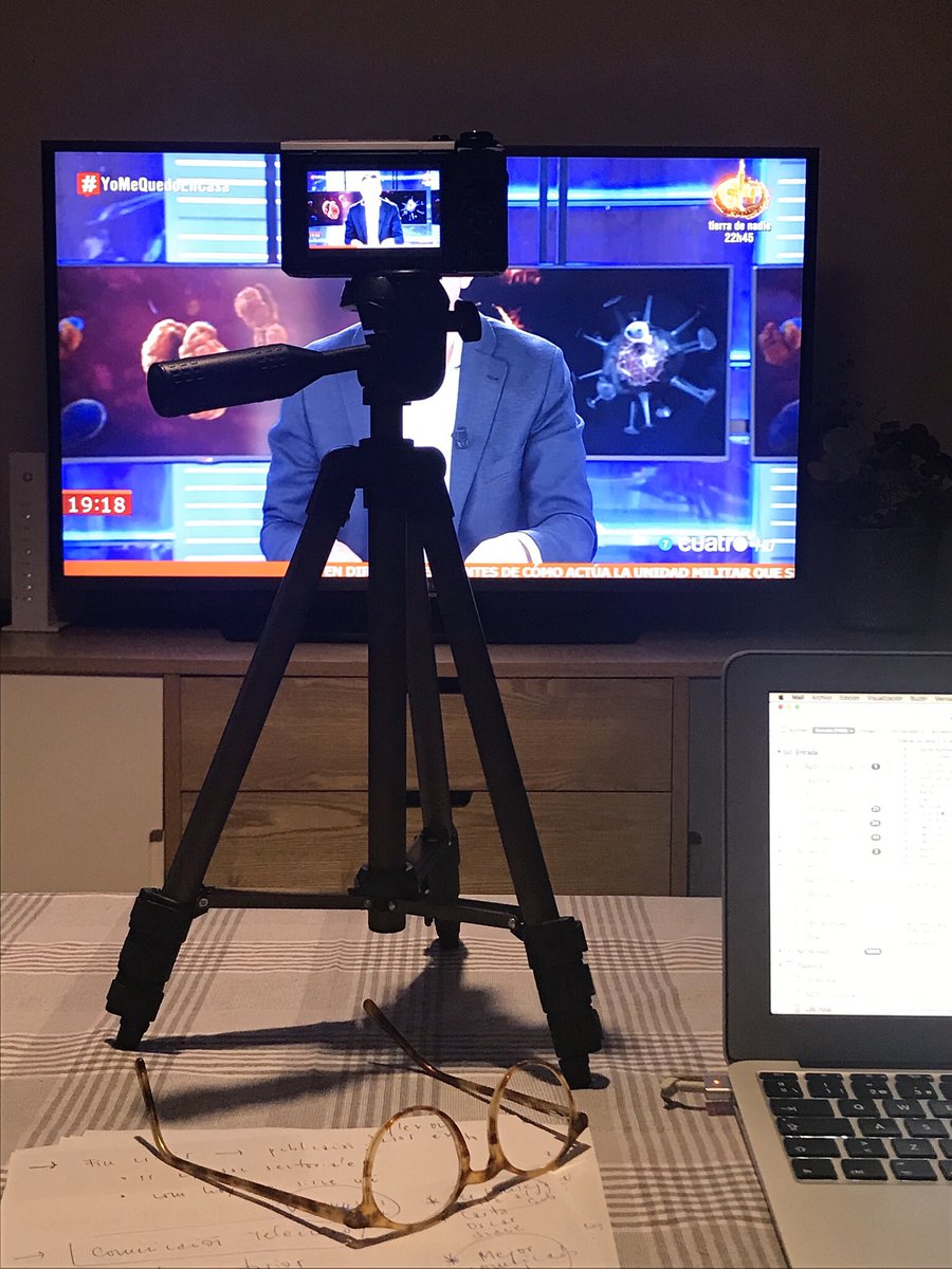 rgcompagni's tweet photo. Gajes del oficio #comunicación #oficinadeprensa #teletrabajo #CuarentenaCoronavirus https://t.co/fN2xXcY56b