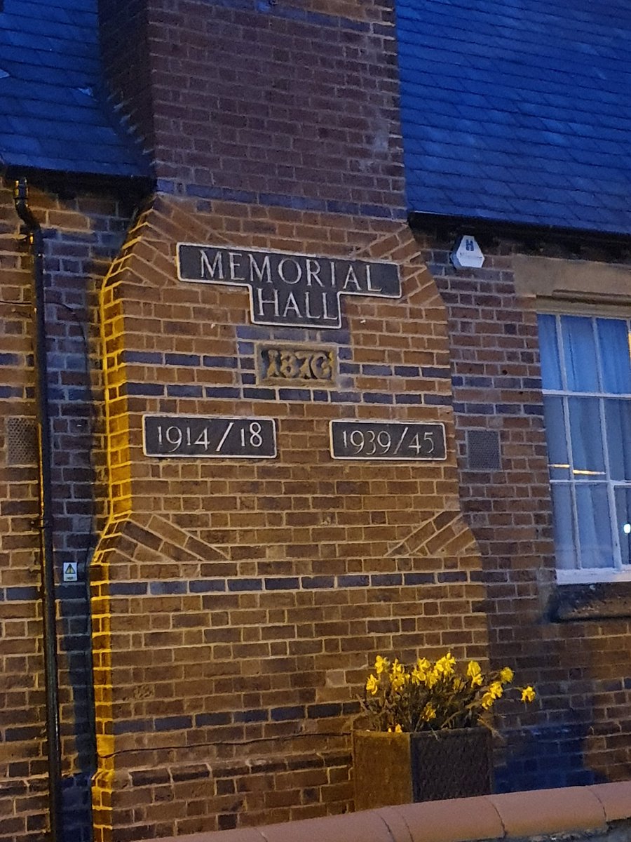 Whilst waiting for my son tonight something caught my eye and made me pause for thought.

Where has our community spirit gone? Twice before we've come together as nation. Let's do it again. Help others, think of others and care about more than yourselves.
#coronavirus